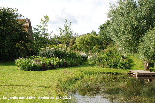 Jardin des Joëts: grands massifs