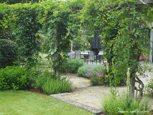 salle à manger d'été à Vlindertuin